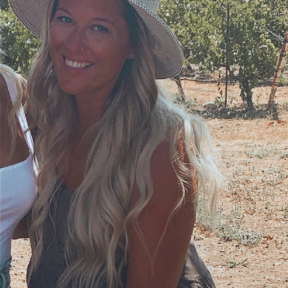 22” hand tied hair extensions 130grams